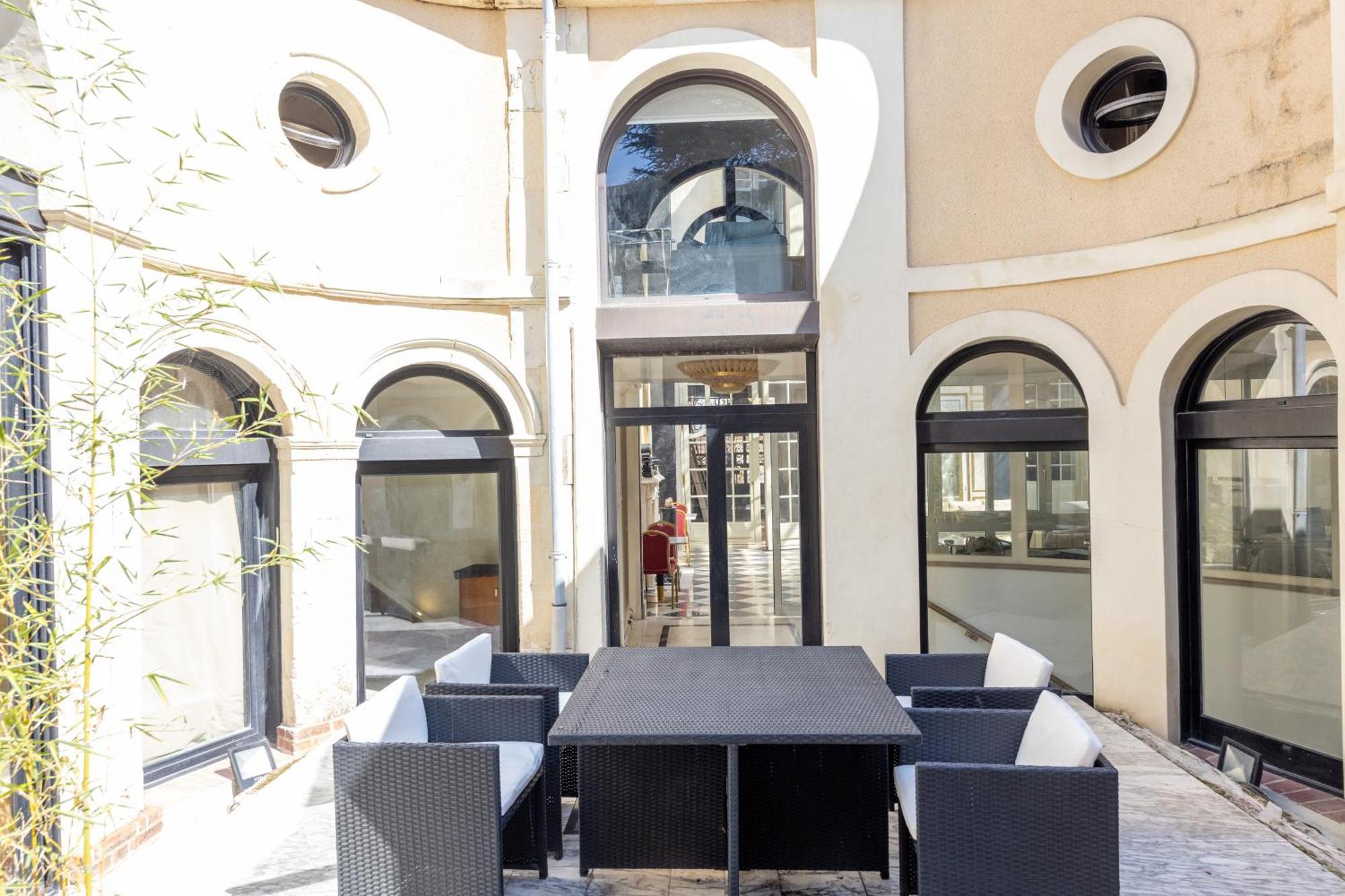 Palazzo Di Acqua Hotel Le Mans Exterior photo